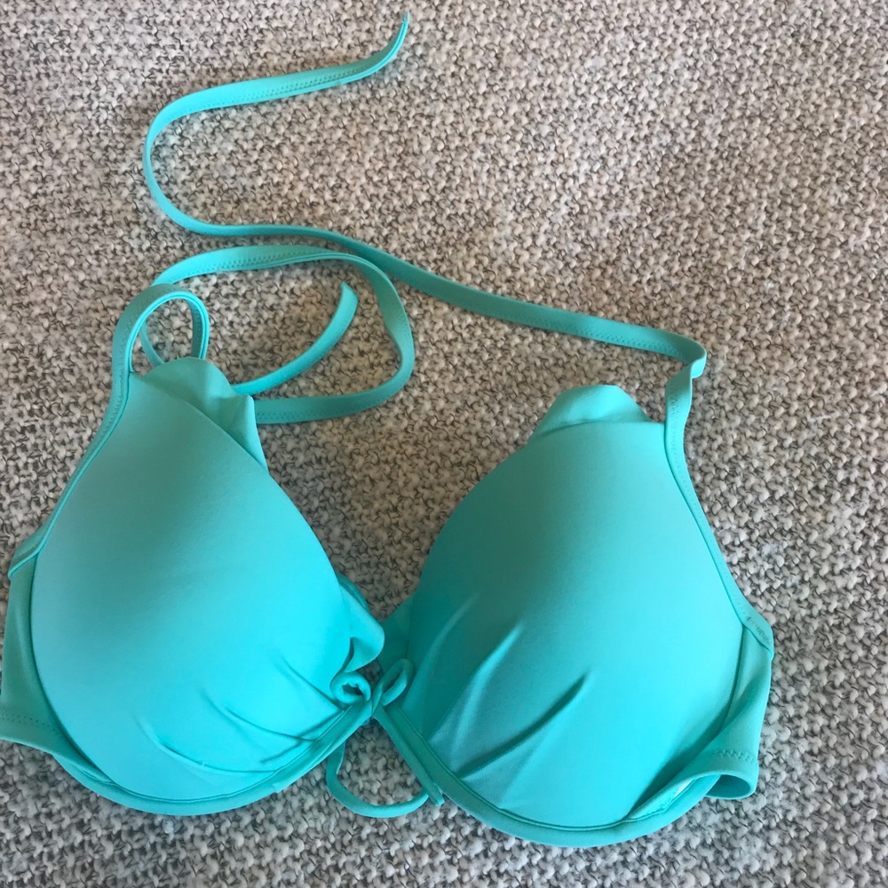 Victoria’s Secret bikini top